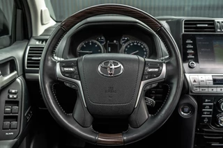 Toyota Land Cruiser 2022 - 2.8D-4D | 204 PK | 4X4 | Vol Opties | Automaat | Luchtvering | 360° camera | Adapt.Cruise | Stoelverw. & -koeling | LED image 14