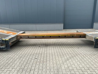 Broshuis N/A 2019 - 3ABSD Lowloader 3-axle / GVW: 59.000kg / Neck: 23.000kg / hydraulic steering + ramps + loading table / 4.60m extendable / winch / liftaxle obrazek 51