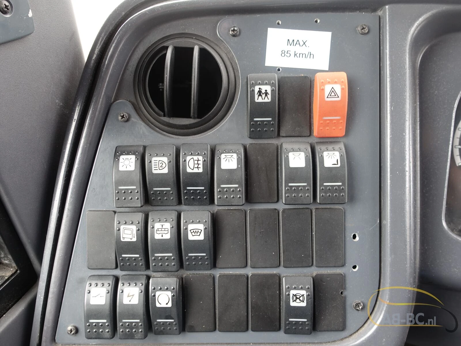 VDL Citea SLE 129-310, 49 seats, 15 standees, Euro 6 2015 afbeelding 46