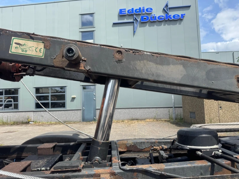 MAN TGA 2006 - 41.480 8X4 EURO 4 / STEEL SUSPENSION afbeelding 11