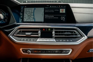 BMW X5 2023 - xDrive 45e High Executive | M sport | Panoramadak | 22" LMV | Laserlight | Memory Seats | Harman Kardon | Camera | Carplay | Cognac Leder obrazek 21