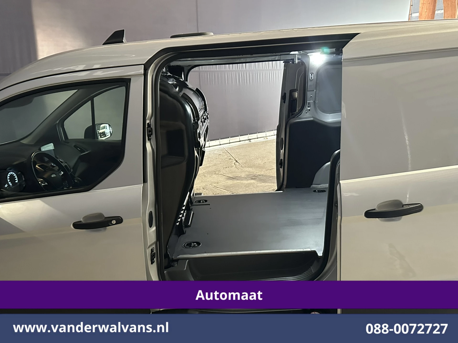Ford Transit Connect 2022 - 1.5 EcoBlue 120pk Automaat L2H1 Euro6 Airco | 2x Zijdeur | 3-Zits | Camera | Navigatie | Cruisecontrol immagine 2