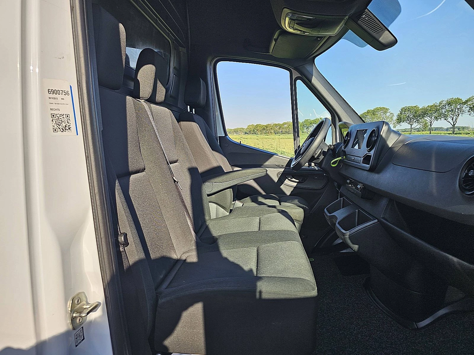 Mercedes-Benz Sprinter 2022 - 317 image 7