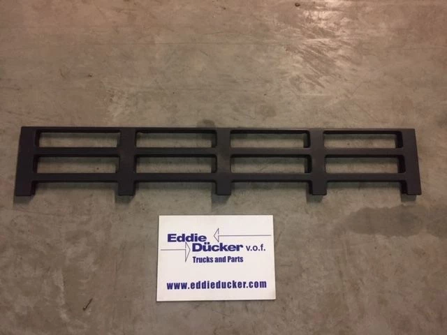 Volvo - 20409818 ONDERGRILLE FH2/FM2 zdjęcie 1