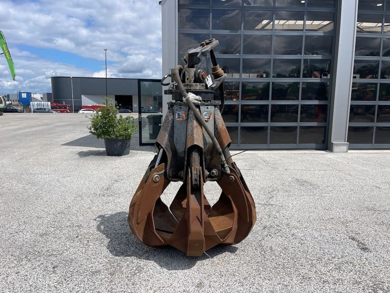 Gusella Bakker poliepgrijper 550 liter met rotator 2019 afbeelding 1