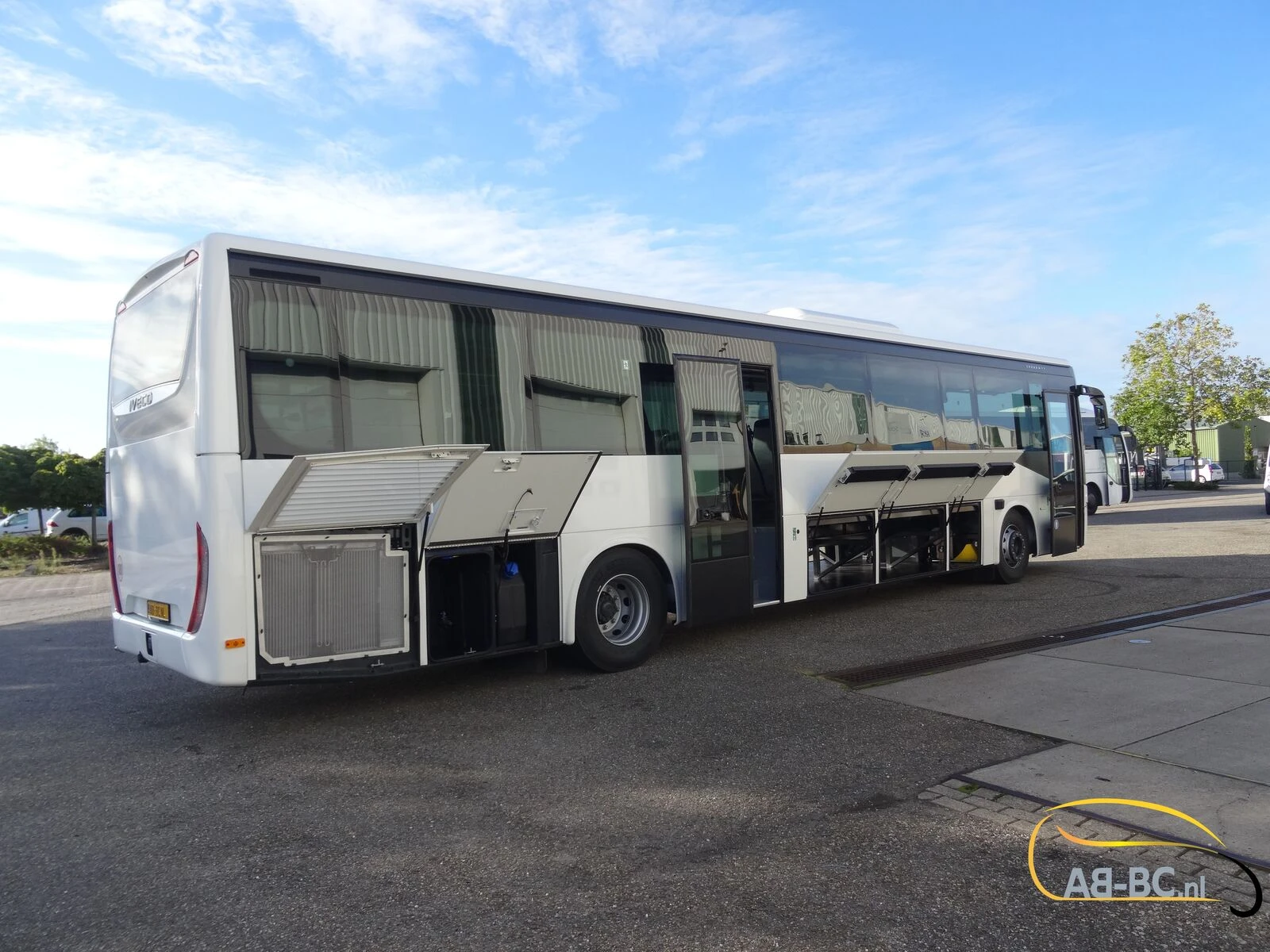 Iveco New 13 MTR Crossway 61 seats ADAS afbeelding 17
