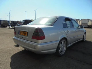 Mercedes-Benz C-Class 1998 - 43 AMG image 3 thumbnail