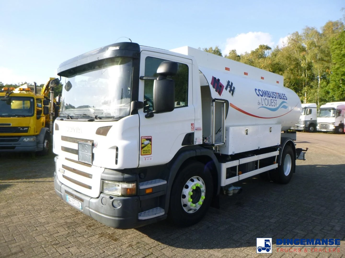 Scania P 2011 - P280 4x2 fuel tank 13.3 m3 / 4 comp afbeelding 1