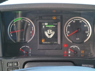 Scania R 2016 - R580 V8 Topline 6x2 - Box with sidedoors - Retarder - Full air - Leather image 52