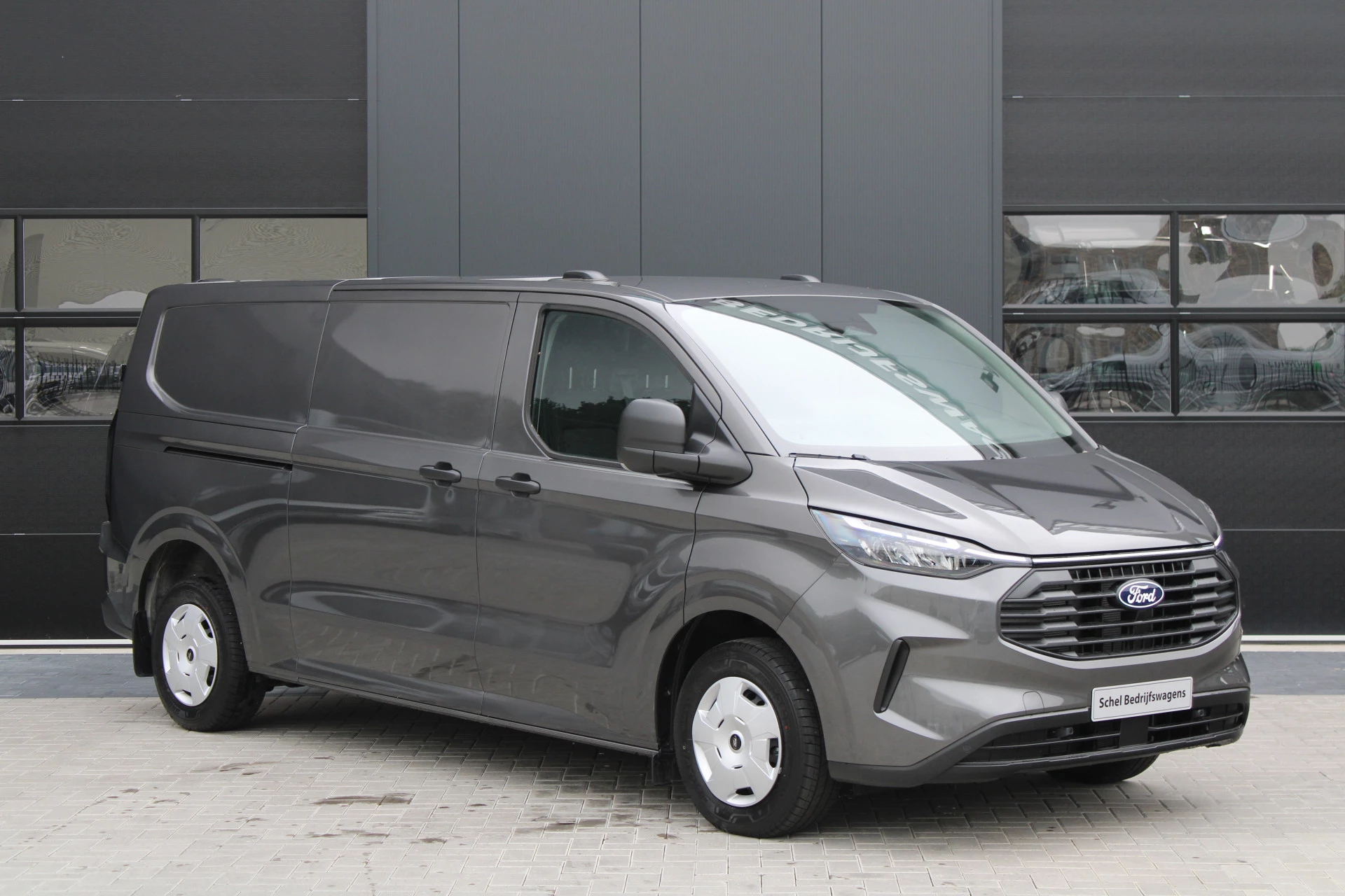 Ford Transit Custom 2024 - 320 2.0 TDCI L2H1 Trend 136pk - Carplay - Android - LED koplampen - Stoelverwarming - 70l tank - Rijklaar obrázek 4