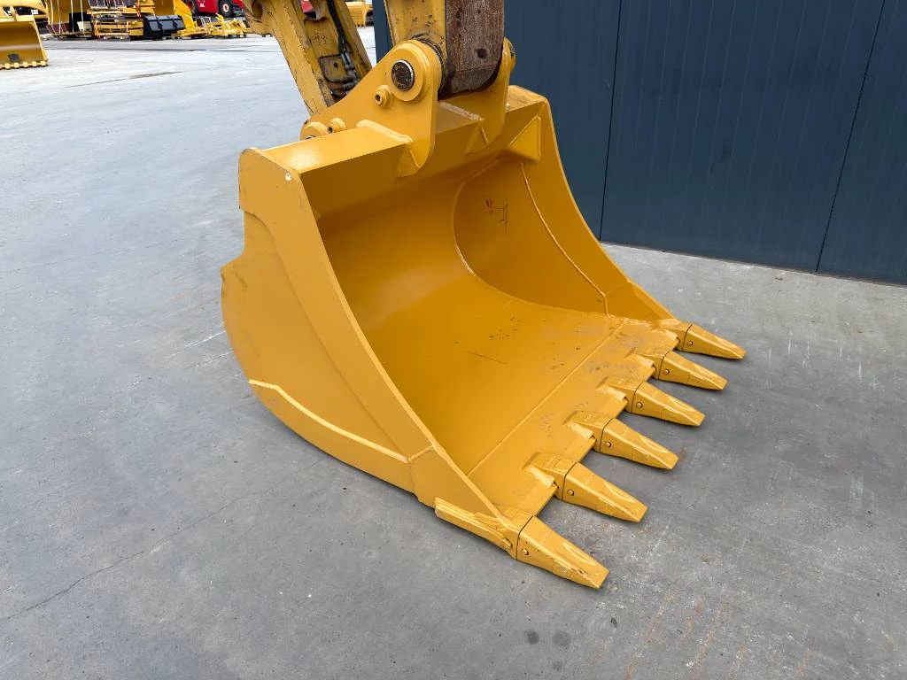 Cat 2019 - 323 07B obrázek 11