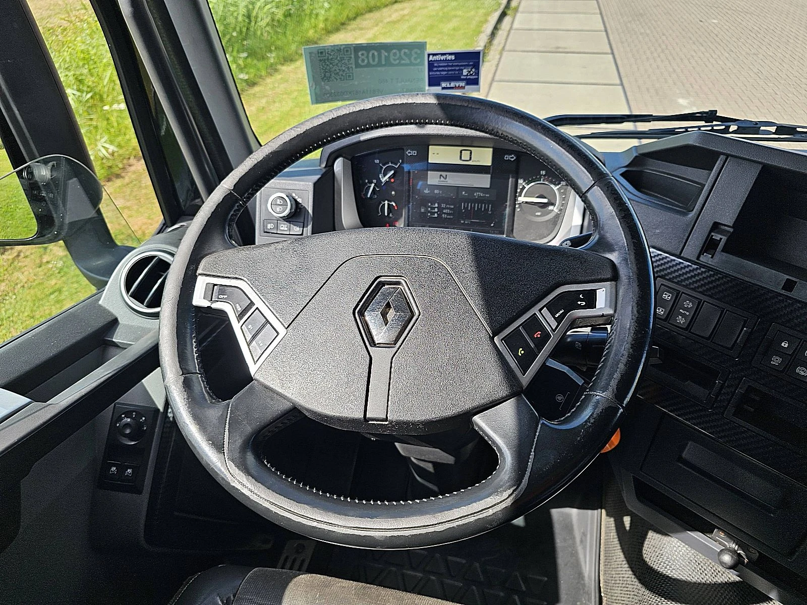 Renault 2019 - T 460 изображение 10