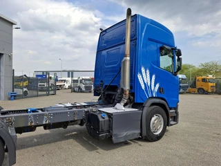 Scania R 2021 - NGS R650 V8 / 8X2 / RETARDER / TECHNICAL 80TON / 9TON FRONT AXLE / ONLY:687461 KM / LWDS / LEATHER / NAVI / FRIDGE / AUTOMATIC / EURO-6 / 2021 изображение 9