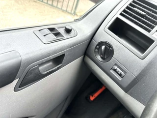 Volkswagen Transporter 2008 - Kombi 2.5 TDI 9 PERS. MARGE AIRCO YOUNGTIMER bild 21