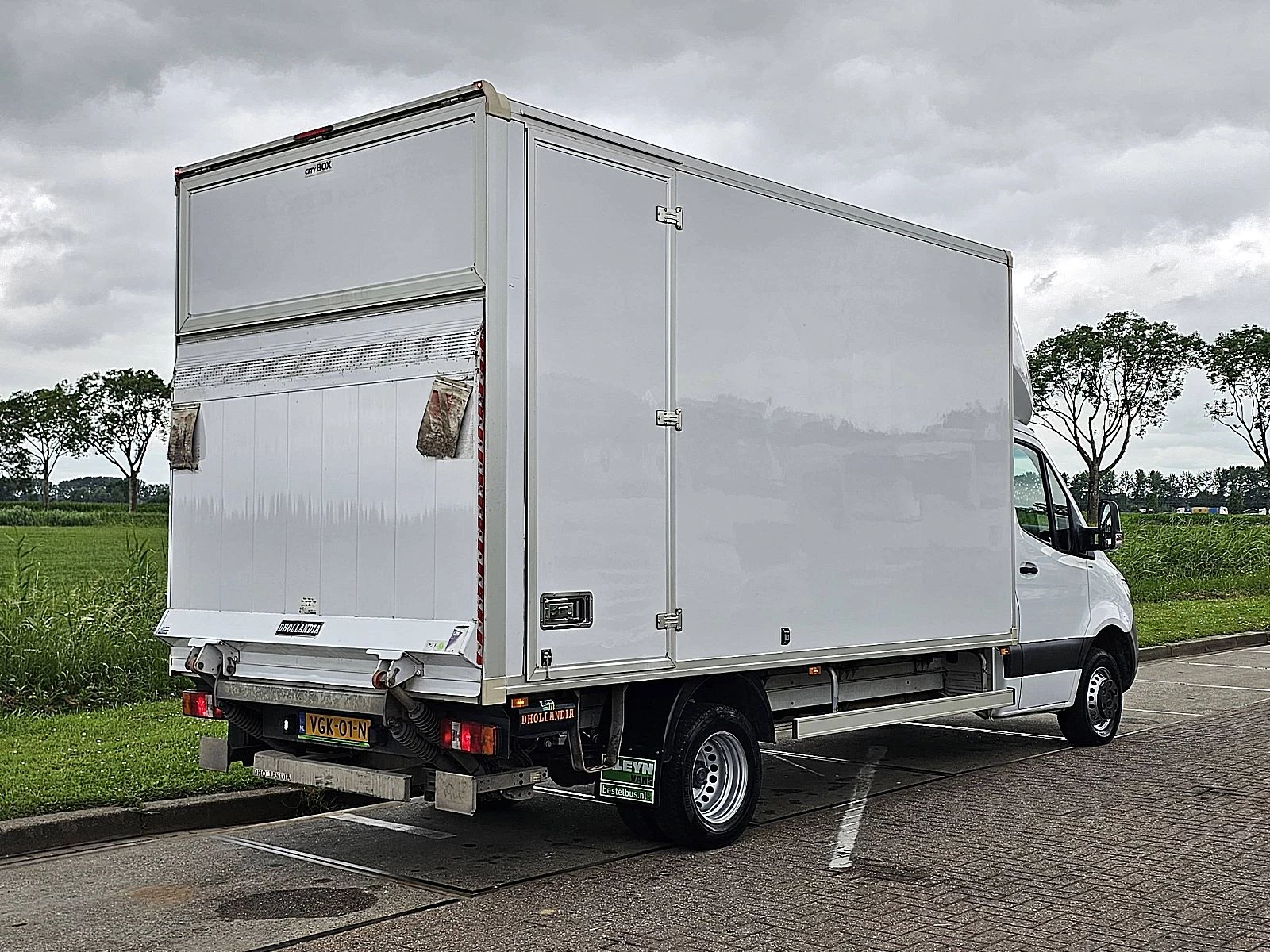 Mercedes-Benz Sprinter 2020 - 516 obrázek 3