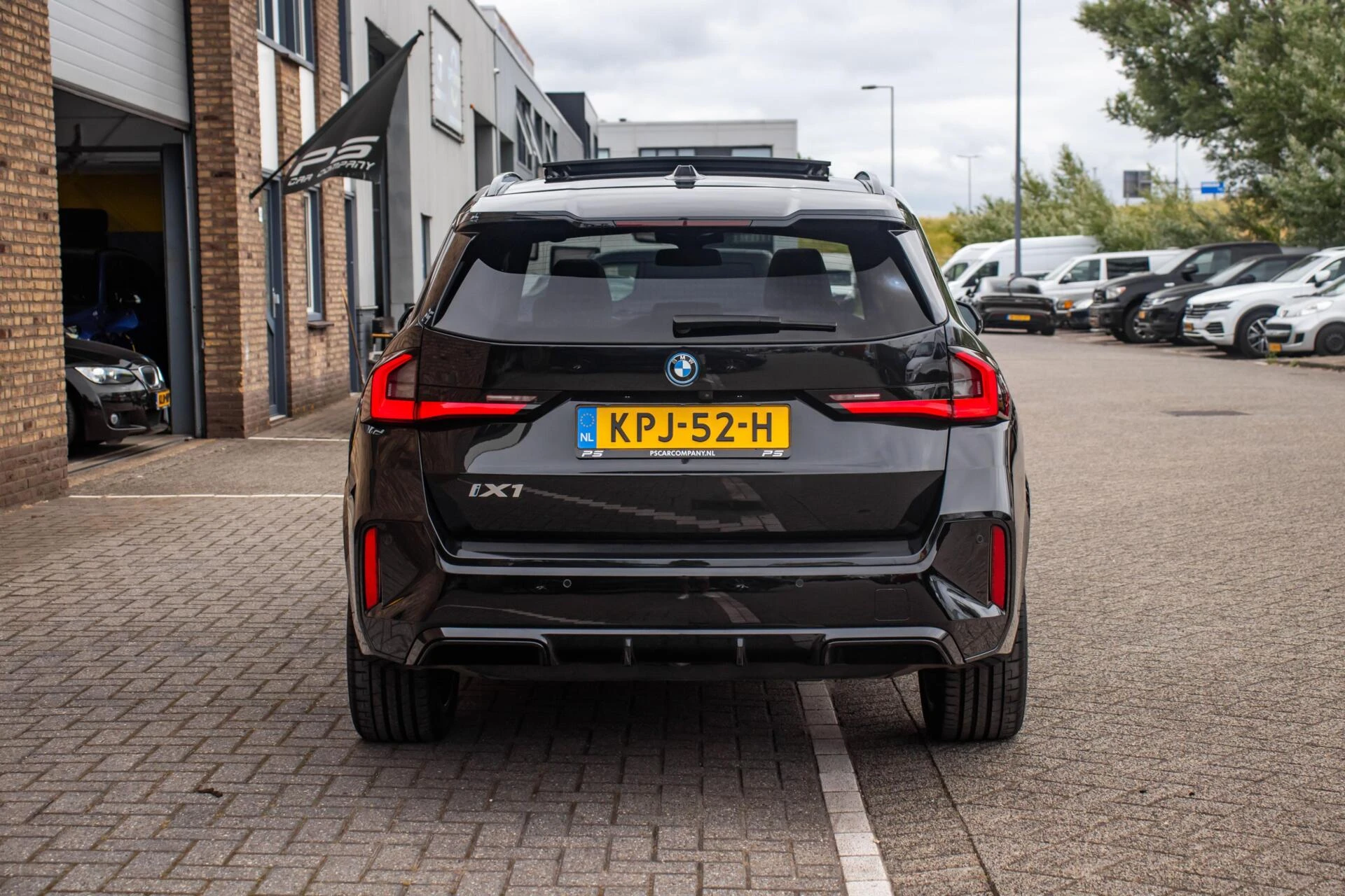 BMW iX1 2023 - xDrive30 67 kWh, Pano, Leder, Carplay, Ambient, H&K afbeelding 5