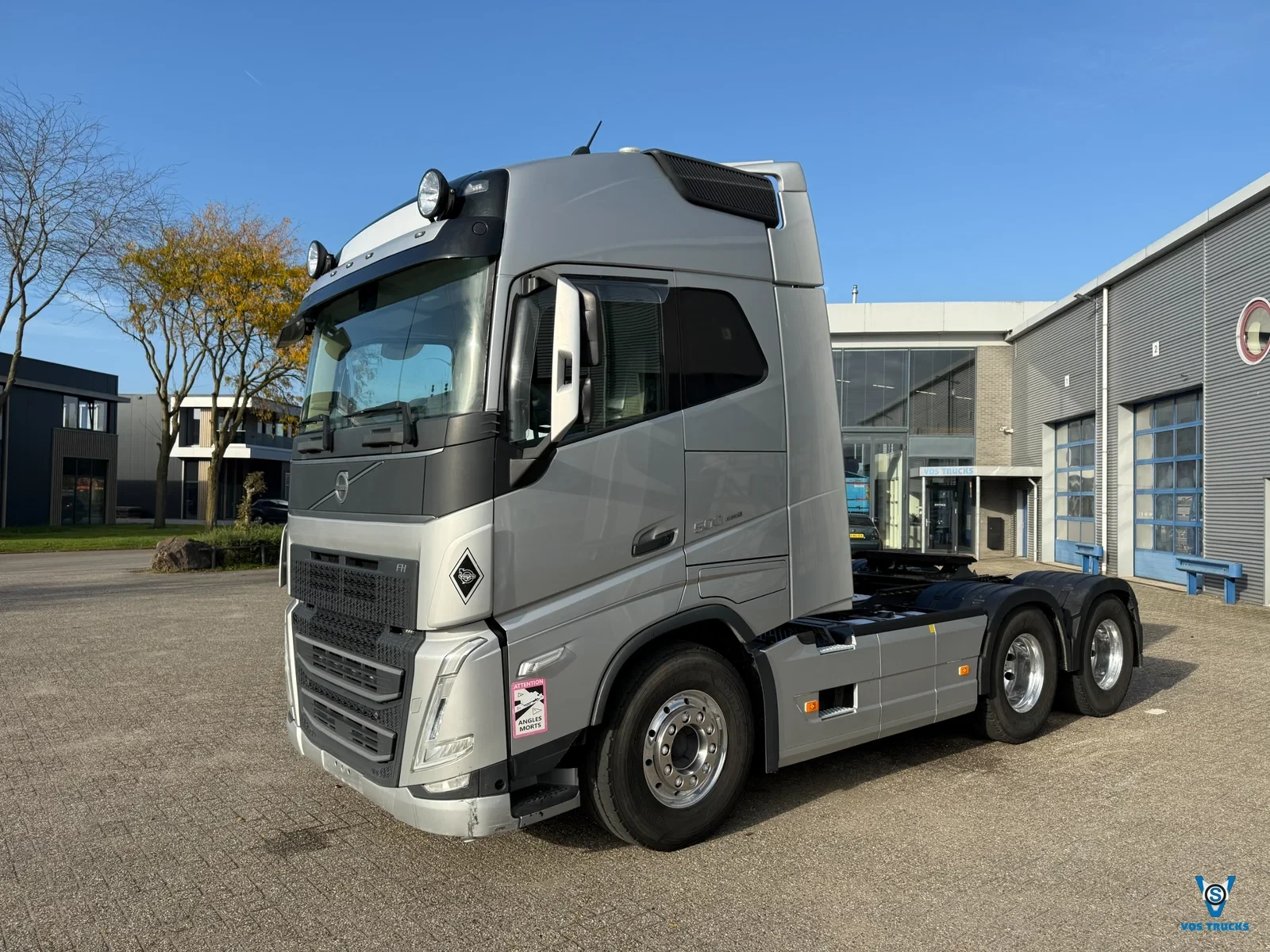 Volvo FH 2022 - FH5-500 / 6X4 / RETARDER / HYDRAULICS / ONLY:496121 KM / INLINER / VEB+ / TECHNICAL 70 TON / DOUBLE TANK / ACC / LWDS / NAVI / FRIDGE / AUTOMATIC / EURO-6E / 2022 afbeelding 1