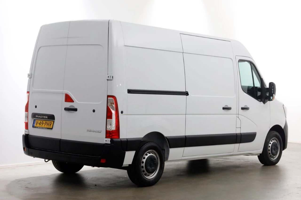 Renault Master 2023 - T35 2.3 dCi 135pk L2H2 Comfort Airco/Navi NIEUW BPM-vrij 03-2023 image 2