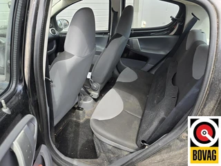 Peugeot 107 2007 - 1.0-12V XS imagen 7