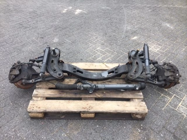 Iveco 2013 - 40C17 FRONT AXLE immagine 1