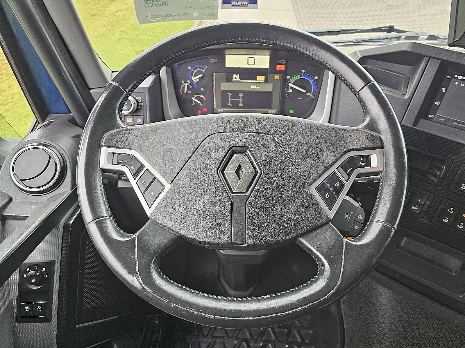 Renault 2021 - C 440 изображение 10
