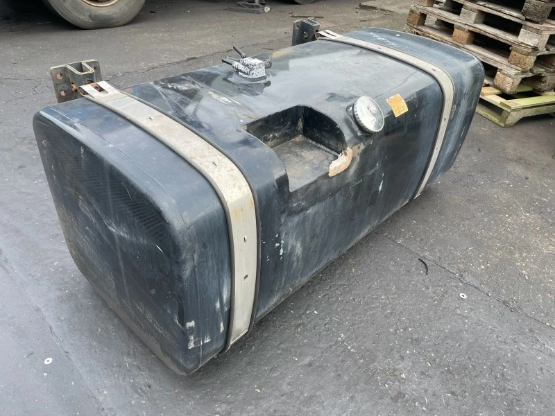 MAN - 81.12201-5686 ALU BRANDSTOFTANK 600 LTR Bild 1