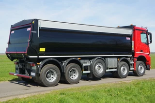 Mercedes-Benz Arocs 4942 2026 - Arocs 10x4 midlift 49-ton met Tibeg achterover kipper bild 3