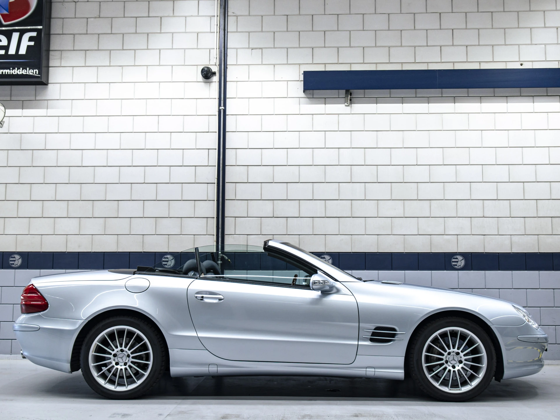 Mercedes-Benz SL 2004 - 500 | Tellurium Silver Metallic | afbeelding 4