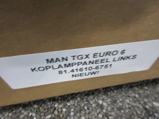MAN TGX - 81.41610-6751 KOPLAMPPANEEL LINKS EURO 6 NIEUW! afbeelding 2 miniatuur