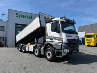 Mercedes-Benz Arocs 3251 2016 - 8x4 / Euro 6 / 3 Way kipper / Bordmatic afbeelding 2 miniatuur