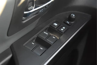 Suzuki S-Cross 2025 - 1.4 Boosterjet Style Smart Hybrid obrazek 9