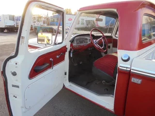 Ford F-250 1966 - PICK-UP imagem 9
