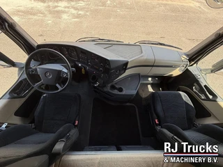 Mercedes-Benz Actros 2013 - 2442 Gigaspace 6x2 - Lift Axle | 2x Tank | NL Truck | Euro 6 image 12