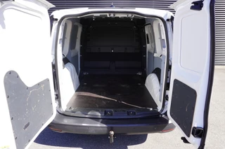 Volkswagen Caddy 2024 - Cargo 122pk Navigatie Trekhaak Camera Parkeersensoren Cruise control Apple Carplay image 3 thumbnail