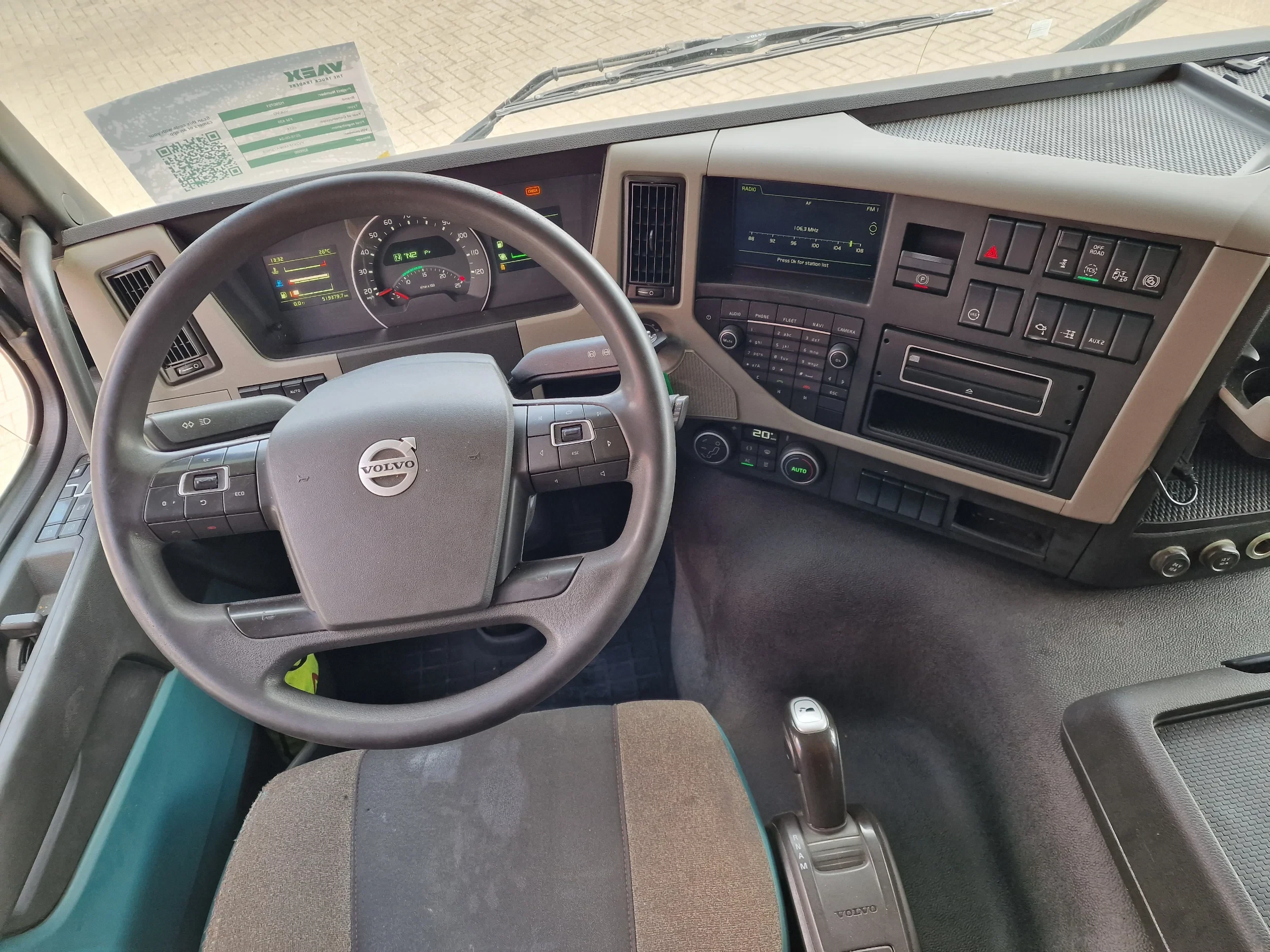 Volvo FM 420 2016 - 4x2 - Full air - WB 430 - Euro 5 - Skiploader afbeelding 15