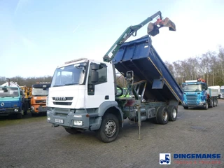 Iveco AD260T33 6X4 RHD tipper + HMF crane 2008 на продажу