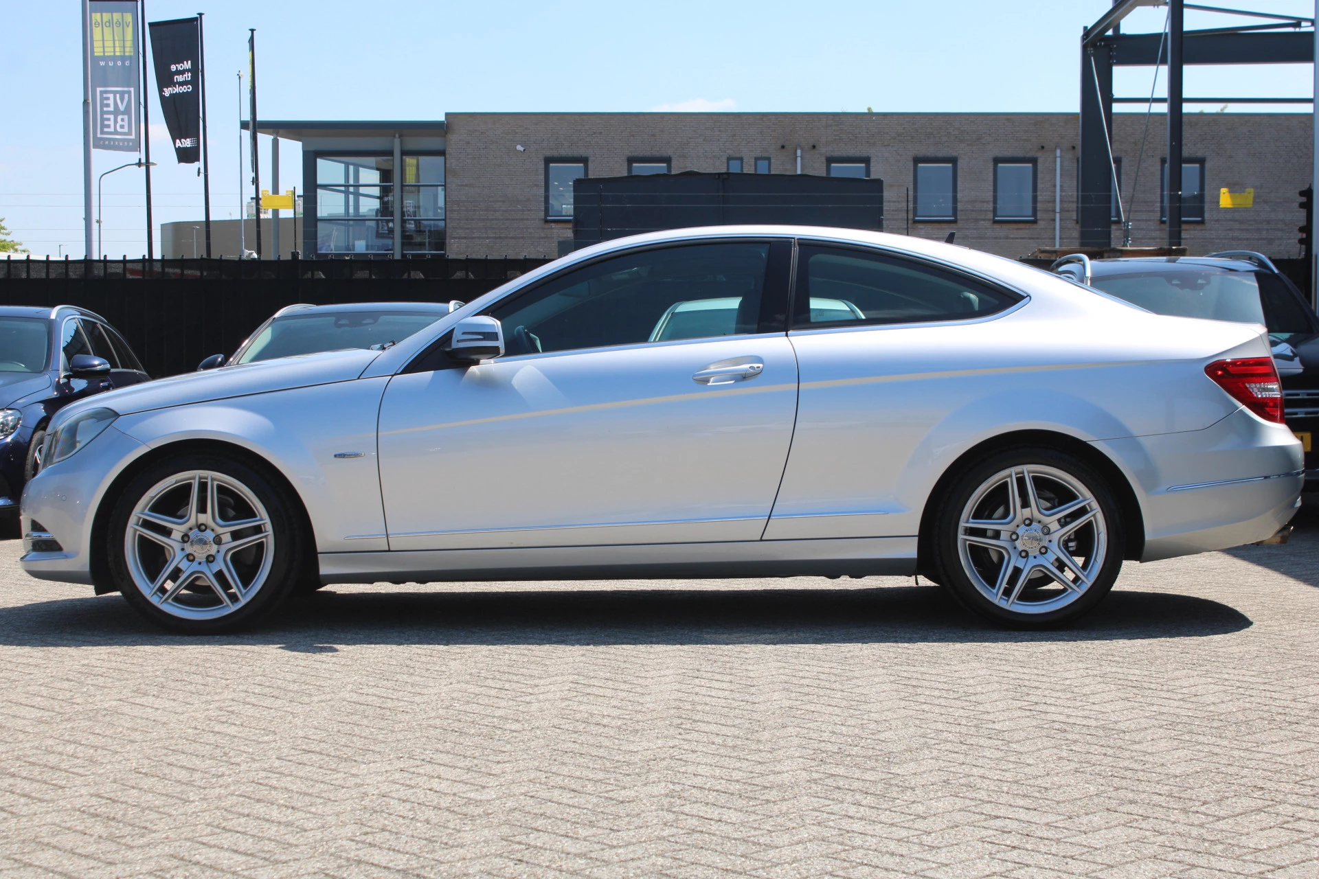 Mercedes-Benz C-Klasse 2011 - Coupé 180 AUT7 Ambition NAVI 18'' <<ZEER NETTE AUTO>> afbeelding 6
