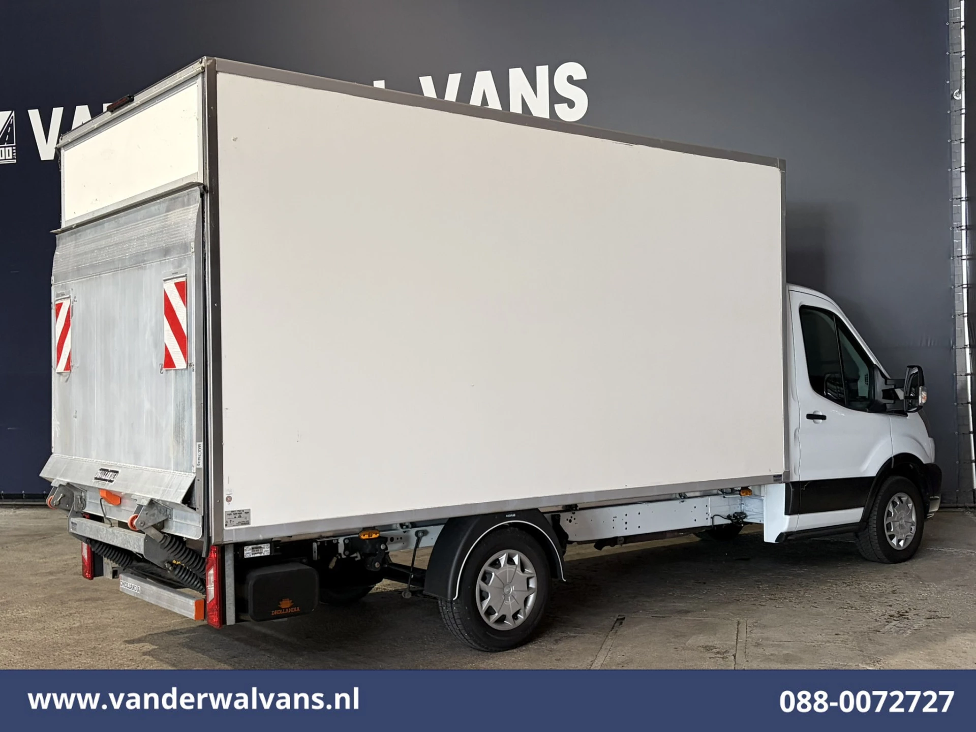 Ford Transit 2022 - 2.0 TDCI 130pk Bakwagen Laadklep Euro6 Airco | 1040kg laadvermogen | Cruisecontrol | Verwarmde Voorruit obrázek 8