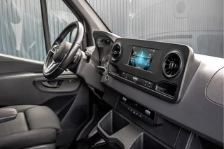 Mercedes-Benz Sprinter 2021 - 317 CDI RWD L2H1 | 170 PK | Automaat | 1e Eigenaar | Cruise | Camera | Mbux | PDC | Climatronic imagem 2