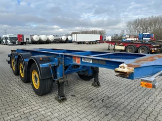 Burg N/A 2003 - 20FT/3-axles / empty weight: 3.290kg / SAF DISC / ADR (EXII, EXII, FL, OX, AT) / LIFTAXLE / NL-Chassis bild 12