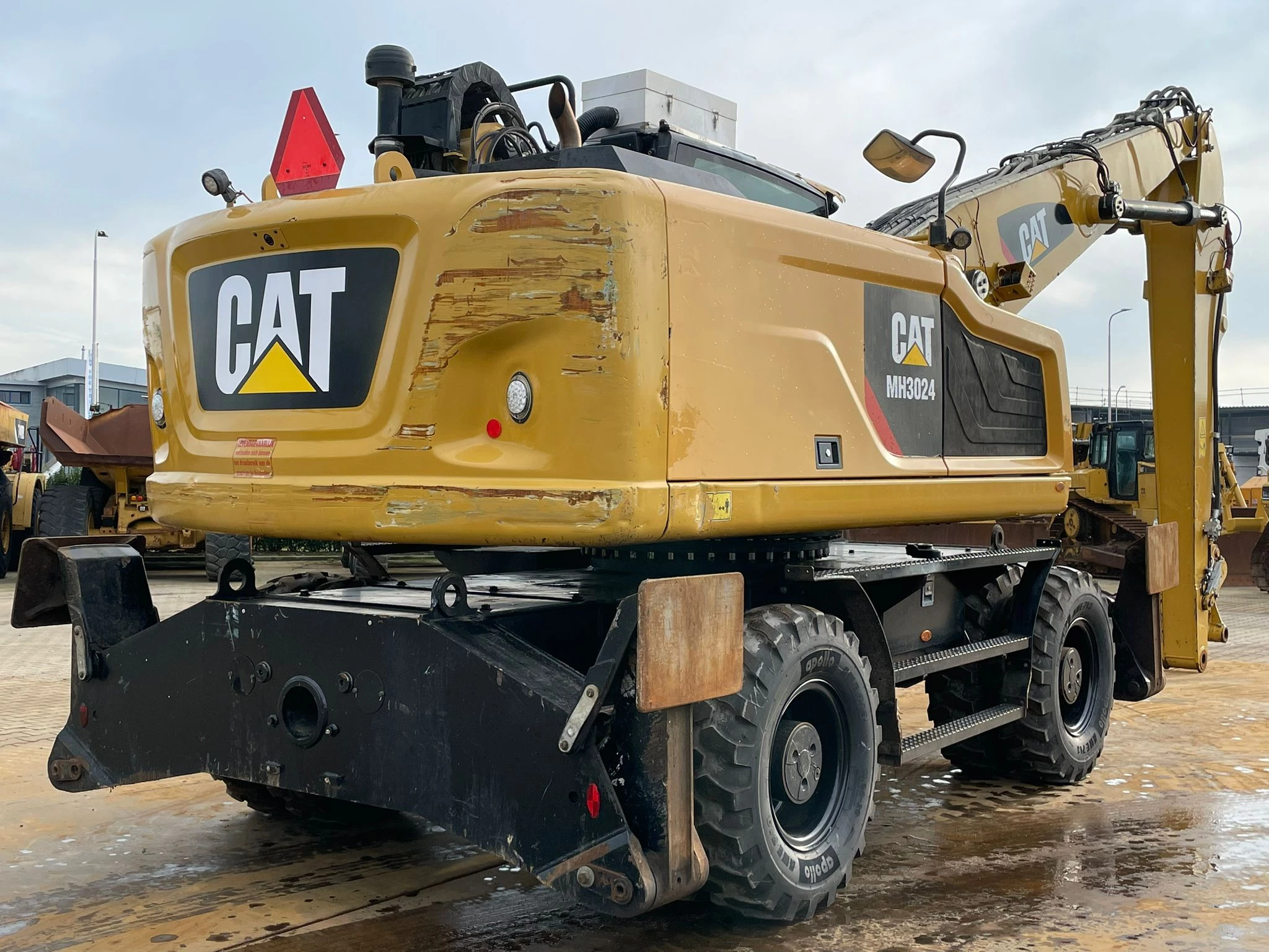 Caterpillar MH3024 2020 immagine 8