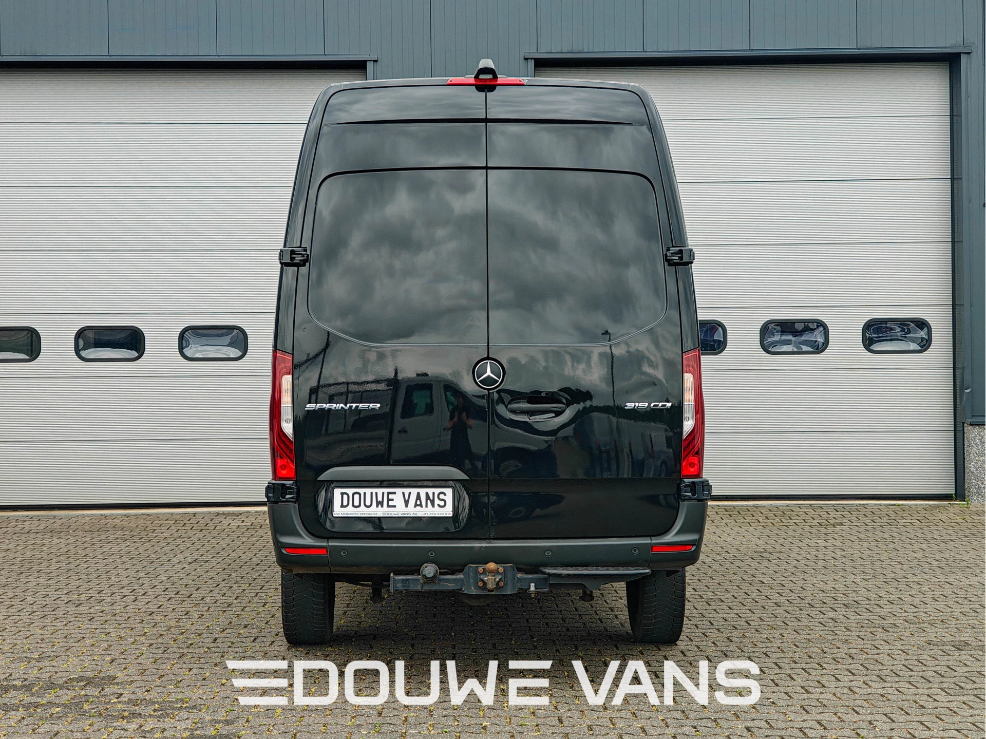 Mercedes-Benz Sprinter 2020 - L2H2 319 Automaat Zwart Trekhaak LED 360 Camera afbeelding 5