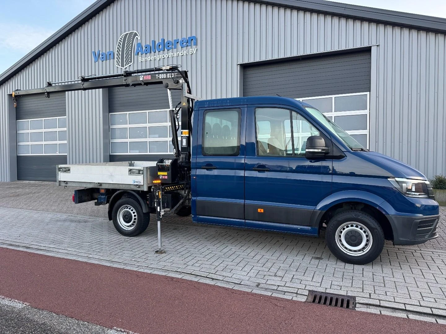 Volkswagen Crafter 2019 - Doka, Crane HIAB T DUO 023- 3, Only 36.000 Km afbeelding 1