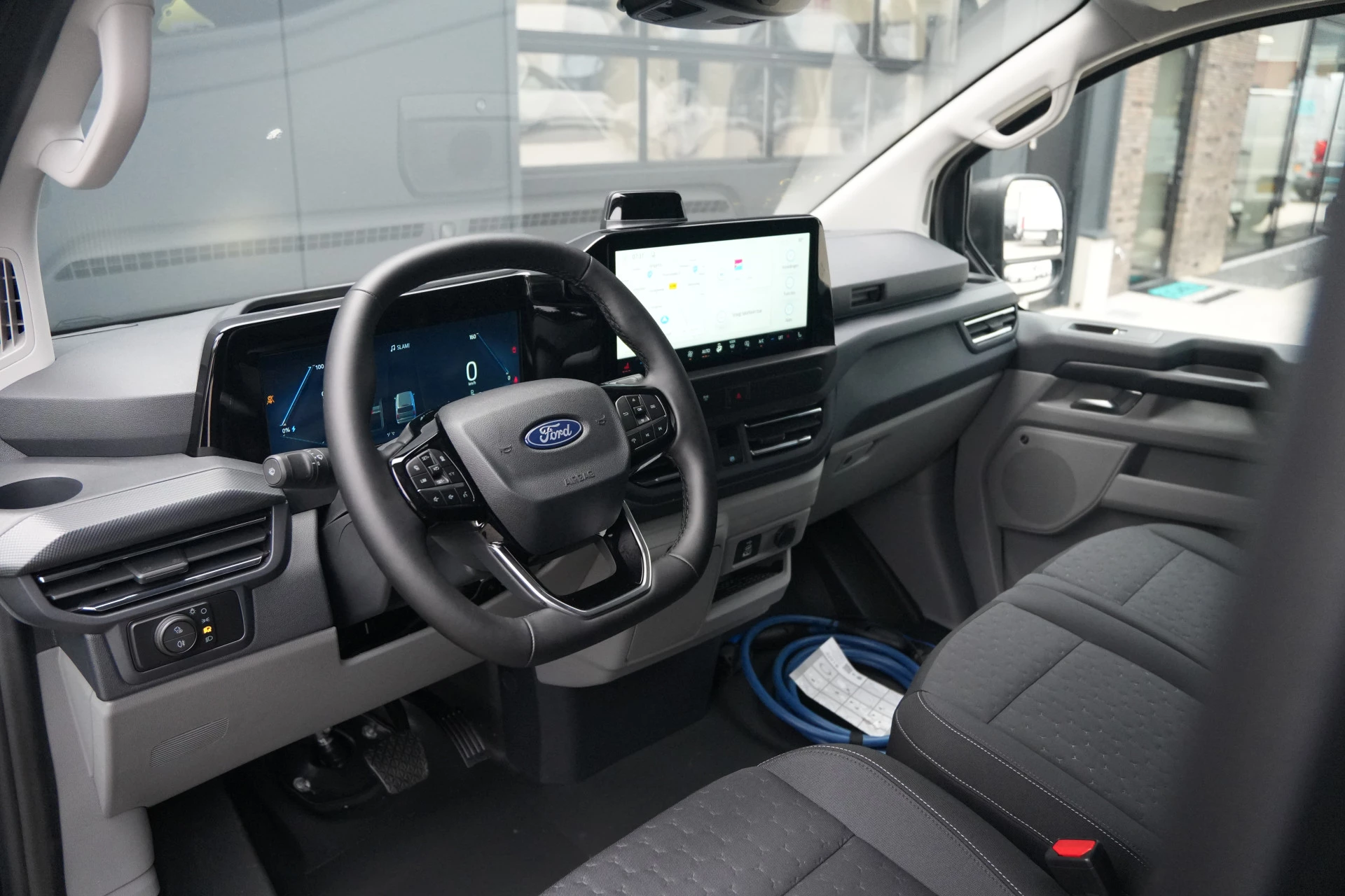 Ford E-Transit Custom 2026 - 340 L2H1 Limited 71 kWh 218pk - AGR Bestuurdersstoel - Trekhaak - ACC - B&O - Navi - Stoel/Stuurverwarming - 360 Camera - Blindspot - Rijklaar Bild 10