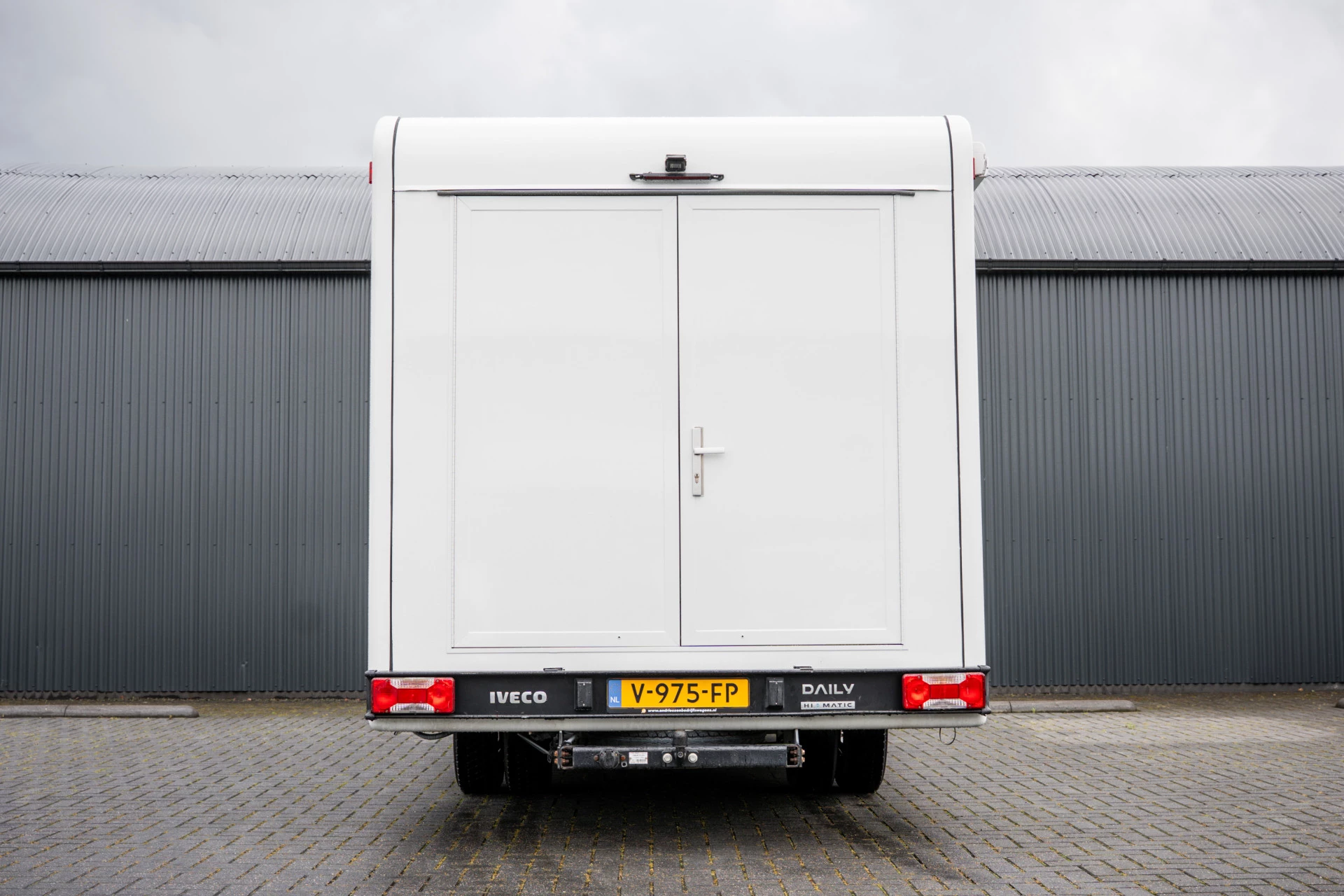 Iveco Daily 2017 - 40C18 3.0L 180PK | Camperkandidaat | 1ste Eigenaar | Automaat | Euro 6 | Camera | 3.5T Trekgewicht imagen 8
