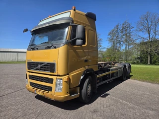 Volvo FH 2008 - FH400 6X2 Globetrotter Euro 5 10 Tyres image 1