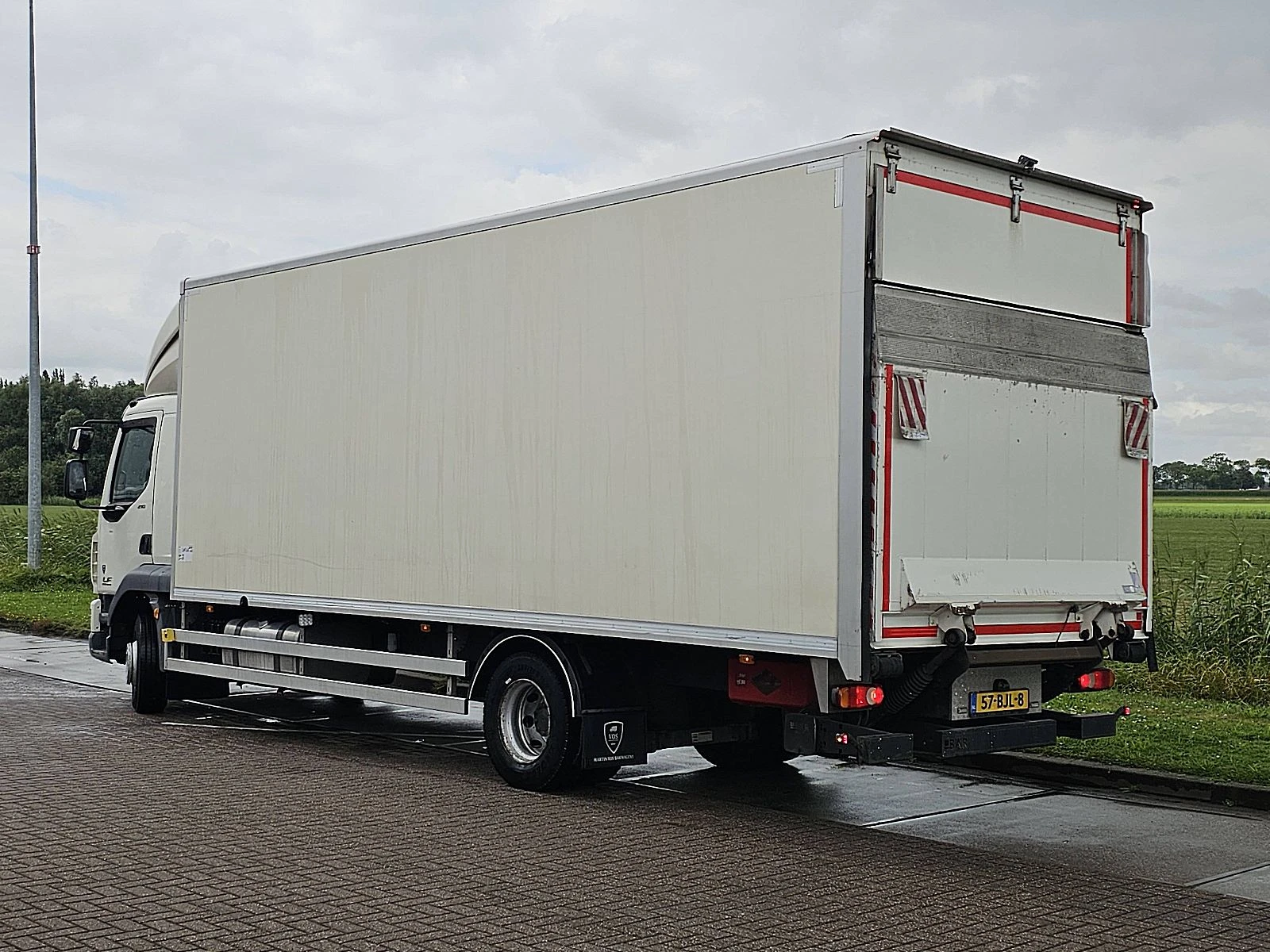 DAF 2017 - LF 210 afbeelding 6