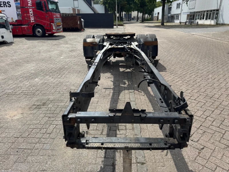 DAF 2006 - DOLLY CHASSIS DAF 85CF MET VANGMUIL afbeelding 3