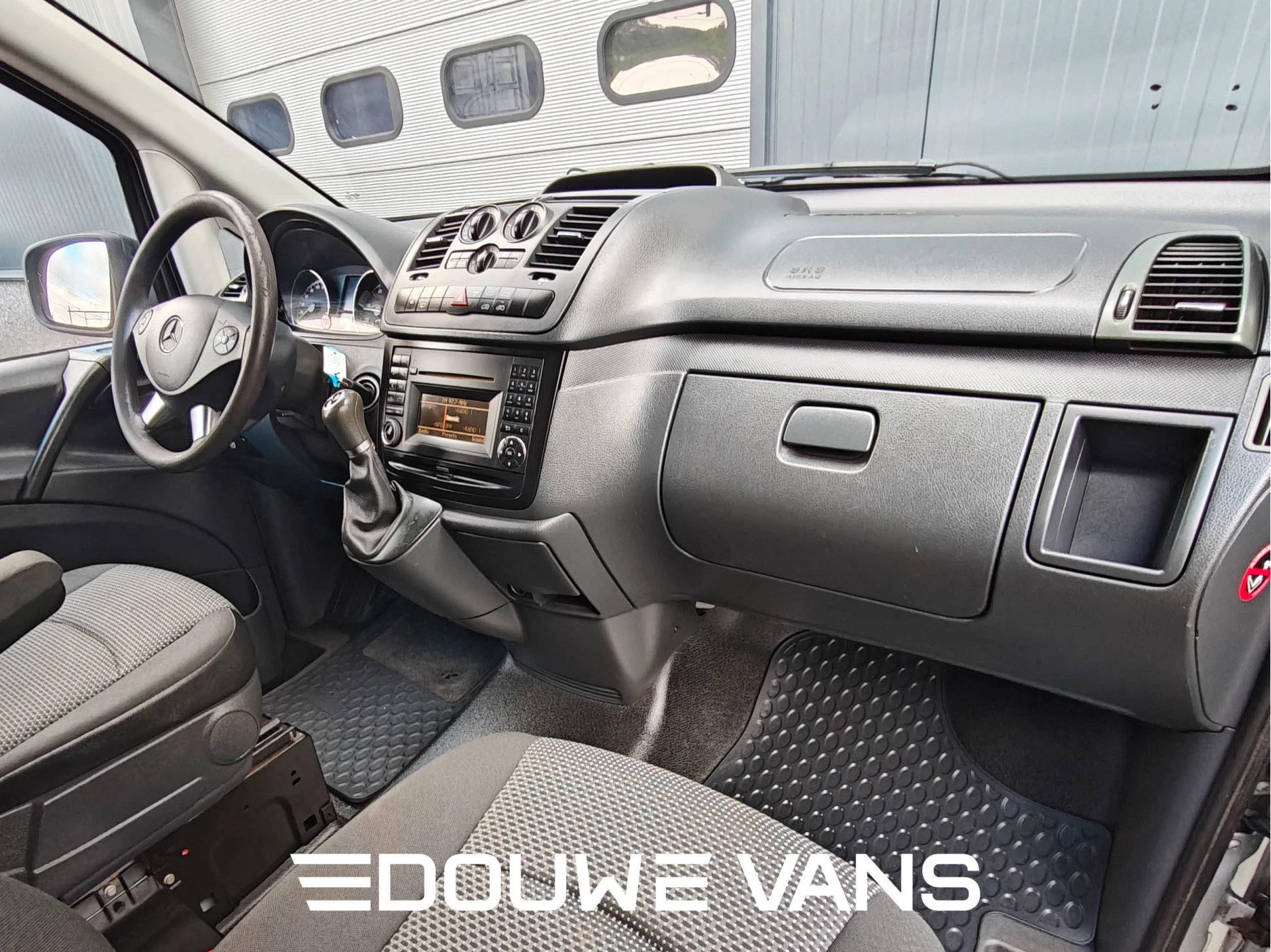 Mercedes-Benz Vito 2011 - 113 L2 4x4 Automaat Airco Trekhaak Omvormer Flitsl zdjęcie 17