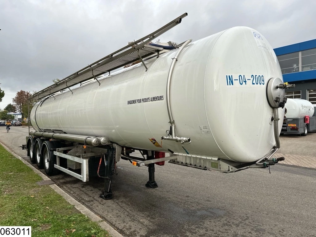 Maisonneuve 2003 - Food 26,000 litres, 1 compartment obrázek 8